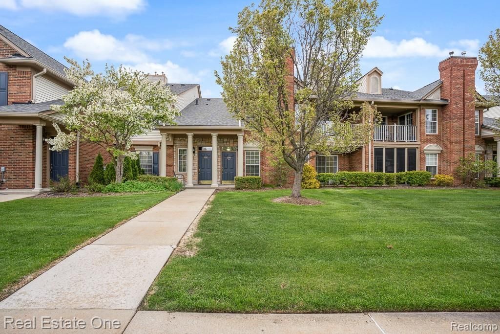 3544 Oakmonte Boulevard, Oakland Township, MI 48306 Main Photo