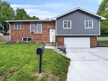122 ROSEBUD Lane, COUNCIL BLUFFS, IA 51503