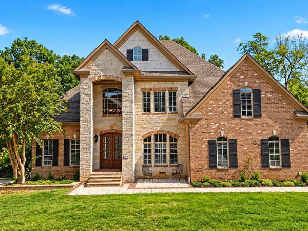 1724 Duncan Woods Lane, Knoxville, TN 37919