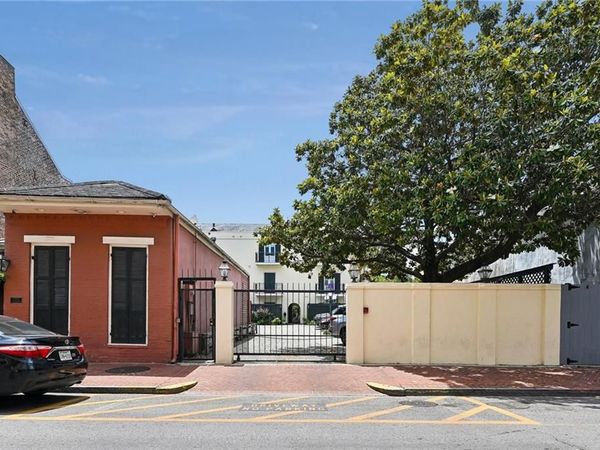 1022 TOULOUSE Street , Unit BC-22, New Orleans, LA 70112