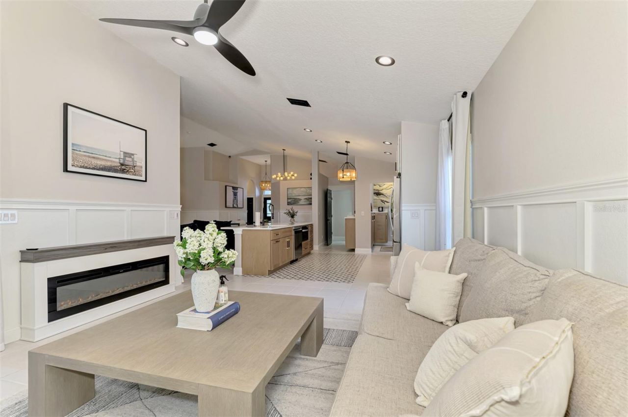 5261 Highbury Circle, Sarasota, FL 34238 Photo