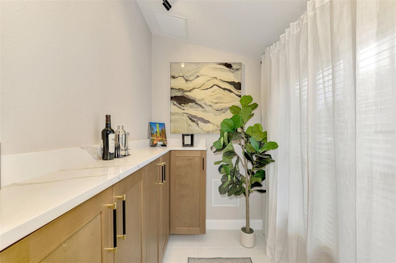 5261 Highbury Circle, Sarasota, FL 34238 Photo