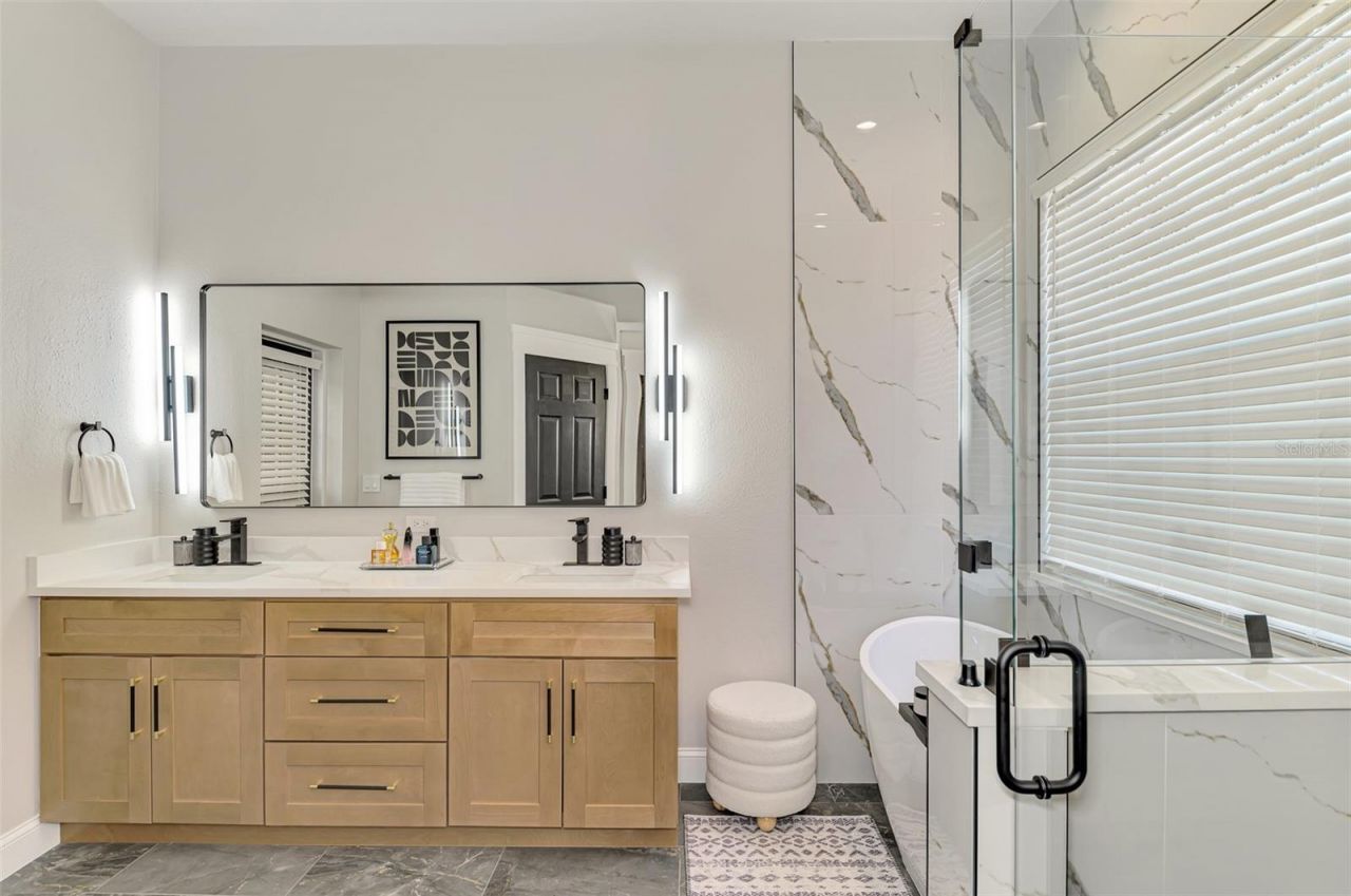 5261 Highbury Circle, Sarasota, FL 34238 Photo