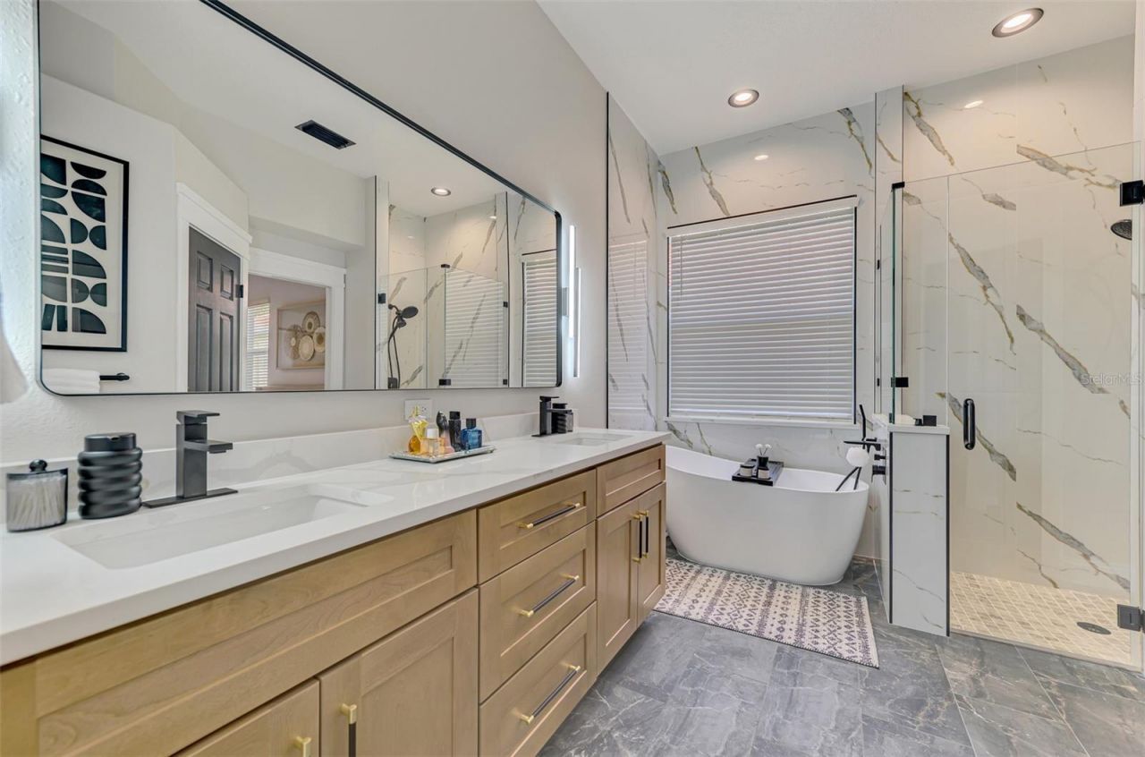 5261 Highbury Circle, Sarasota, FL 34238 Photo