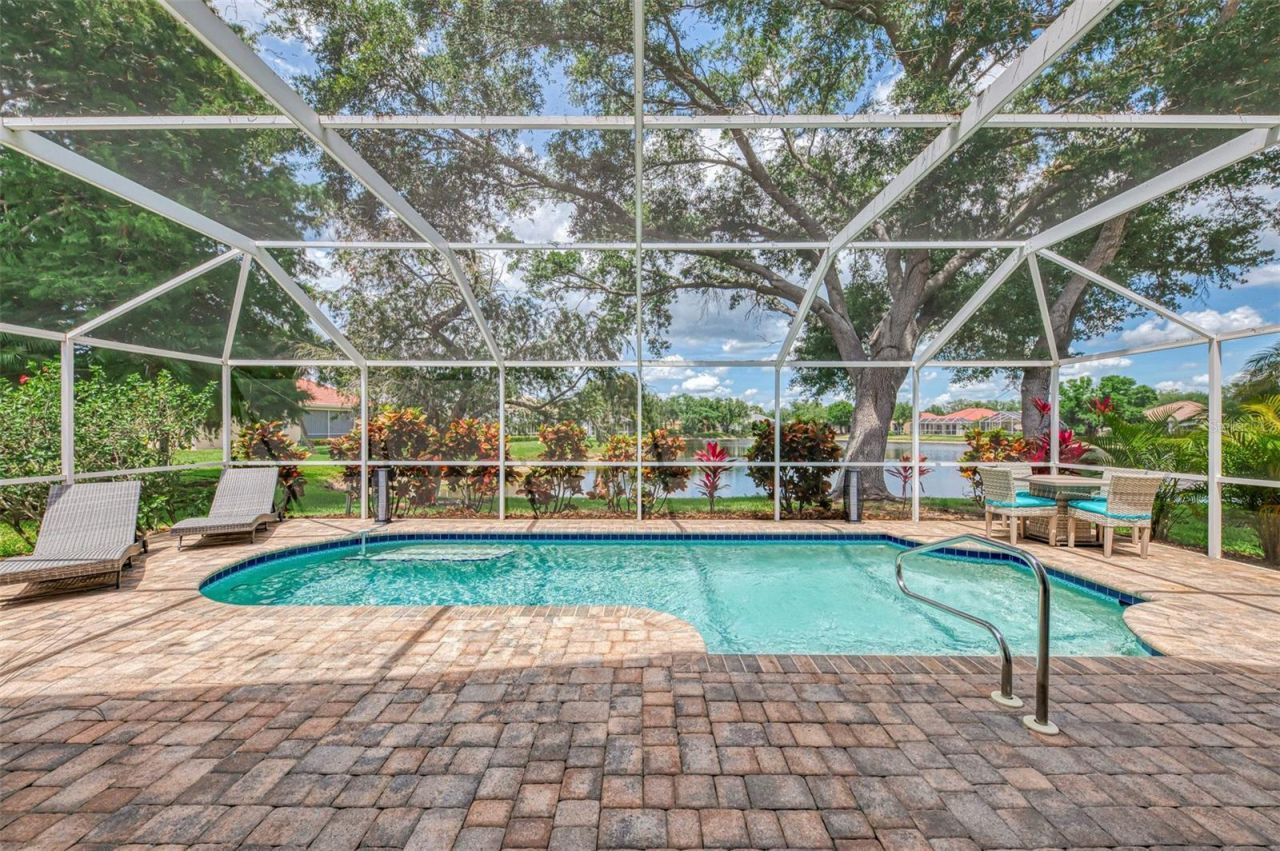 5261 Highbury Circle, Sarasota, FL 34238 Photo