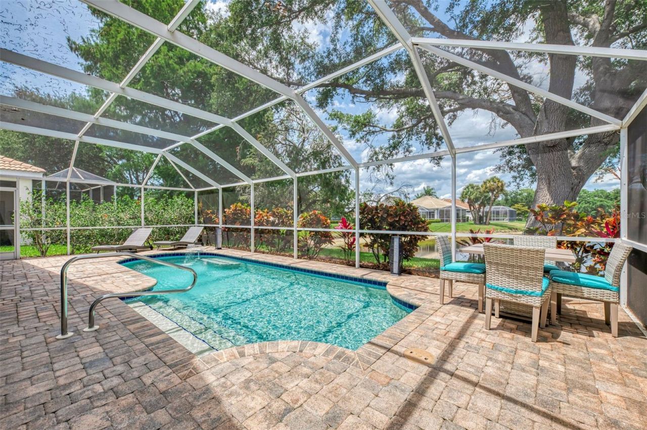 5261 Highbury Circle, Sarasota, FL 34238 Photo