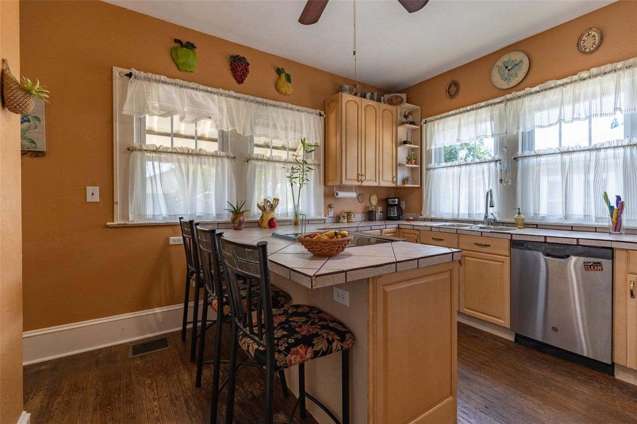 1221 18th Street W, Bradenton, FL 34205 Photo