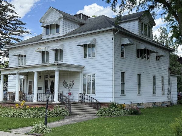 323 S Main, STOCKTON, IL 61085