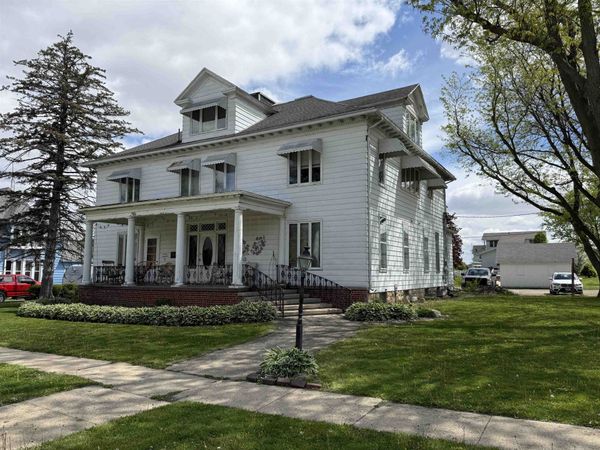 323 S Main, STOCKTON, IL 61085