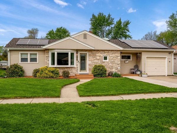 6120 John Street, LOVES PARK, IL 61111