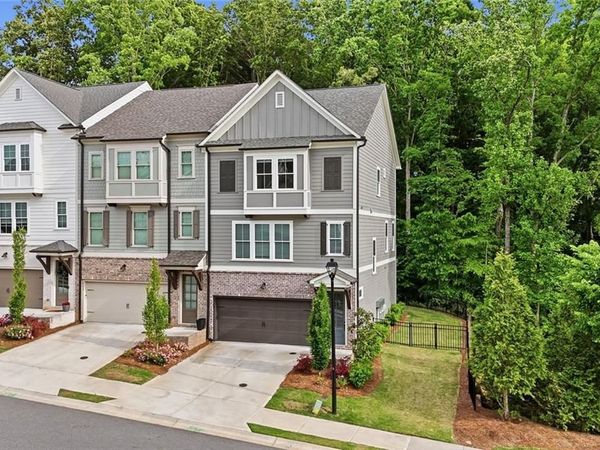 228 Retreat Lane , Canton, GA 30114