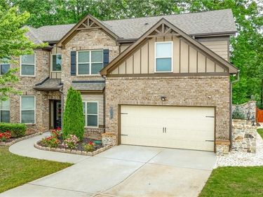 5908 Park Bay Court, Flowery Branch, GA 30542