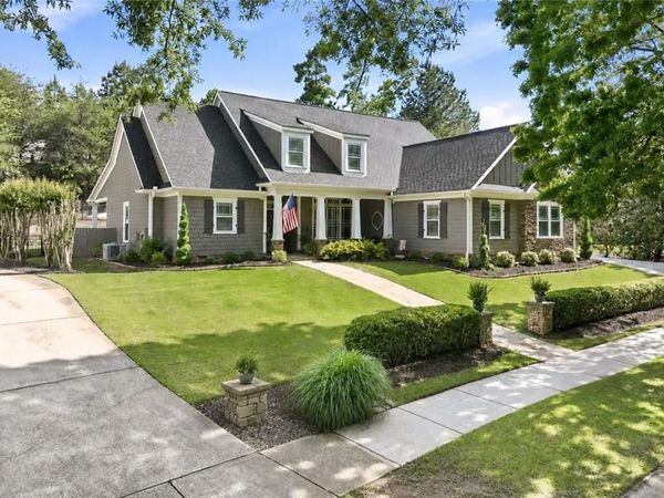 6808 Grand Marina Circle, Gainesville, GA 30506