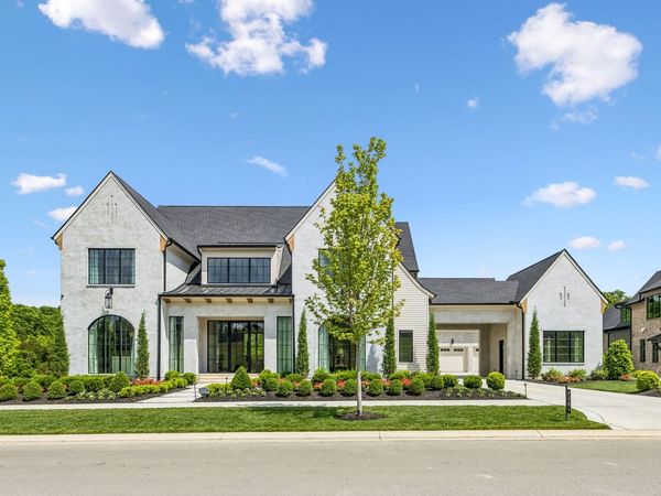 8384 Solstice Dr, College Grove, TN 37046