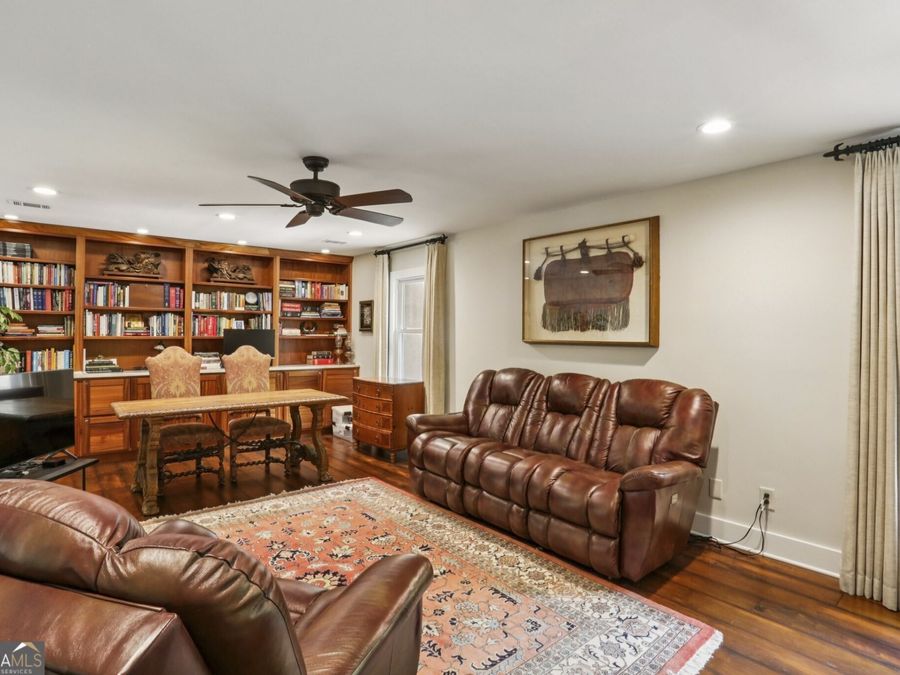 Property Image 32