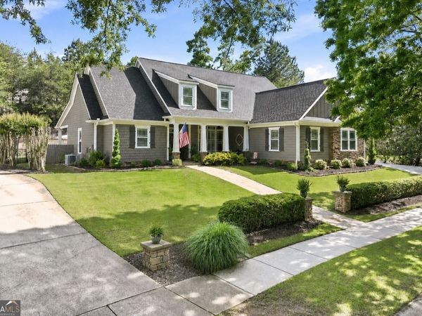 6808 Grand Marina Circle, Gainesville, GA 30506