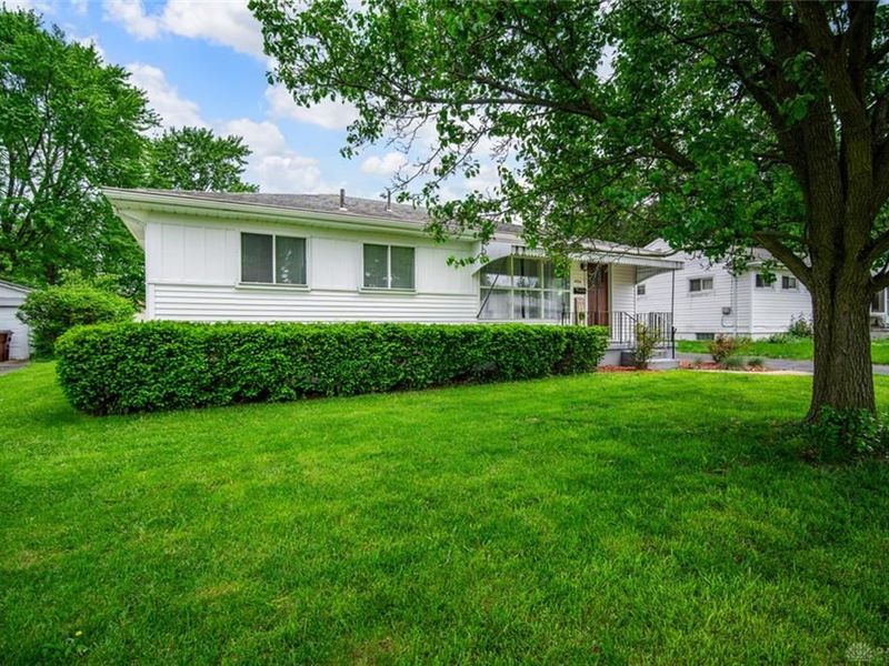 456 Twinning Drive, Dayton, OH 45431 Photo 1
