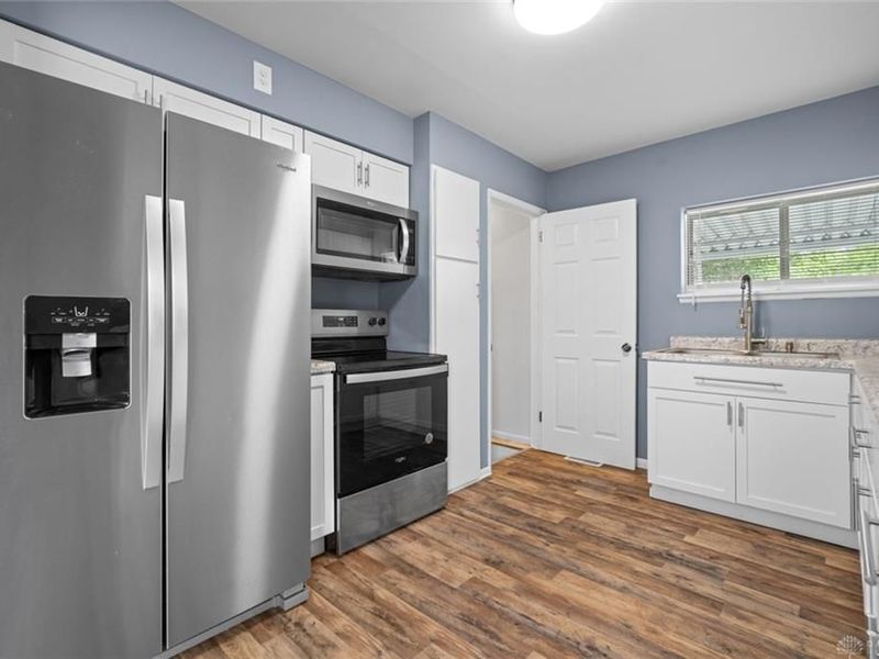 456 Twinning Drive, Dayton, OH 45431 Photo 10