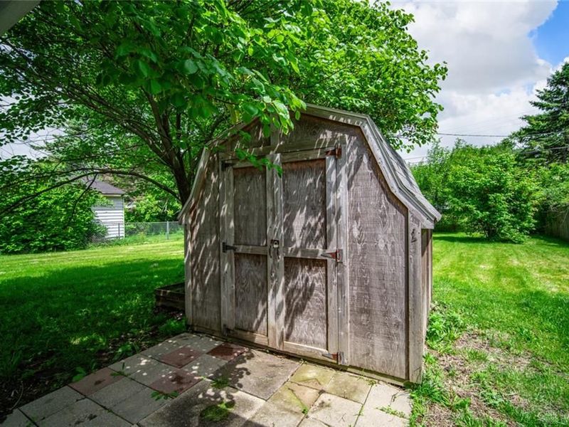 456 Twinning Drive, Dayton, OH 45431 Photo 6