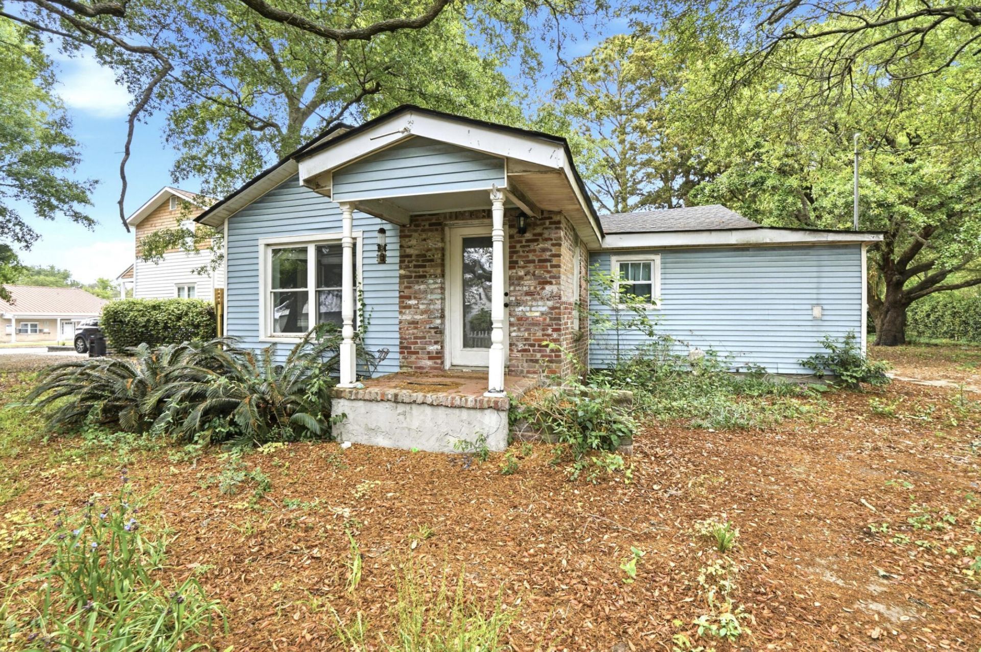 202 Greenwich Street Photo 15