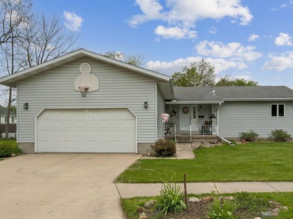 602 S Egbert Street, Monona, IA 52159