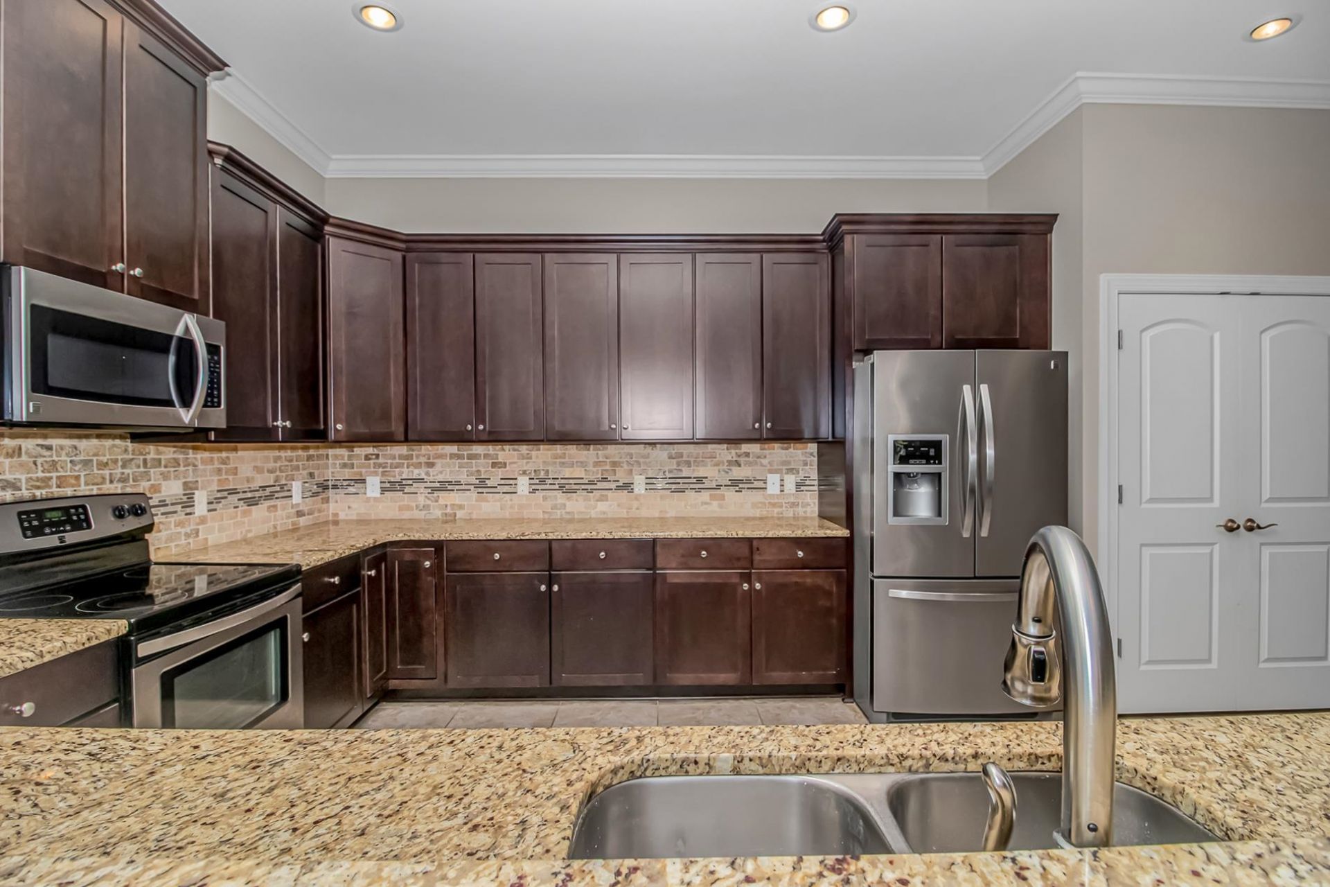 420 Saint Julian Ln. Photo 19