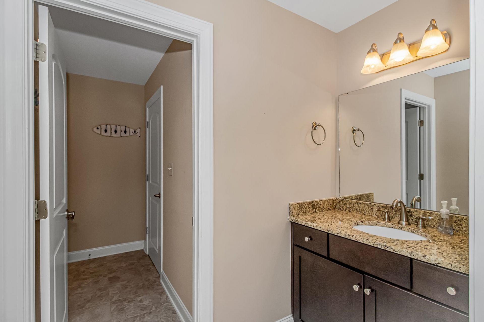 420 Saint Julian Ln. Photo 39