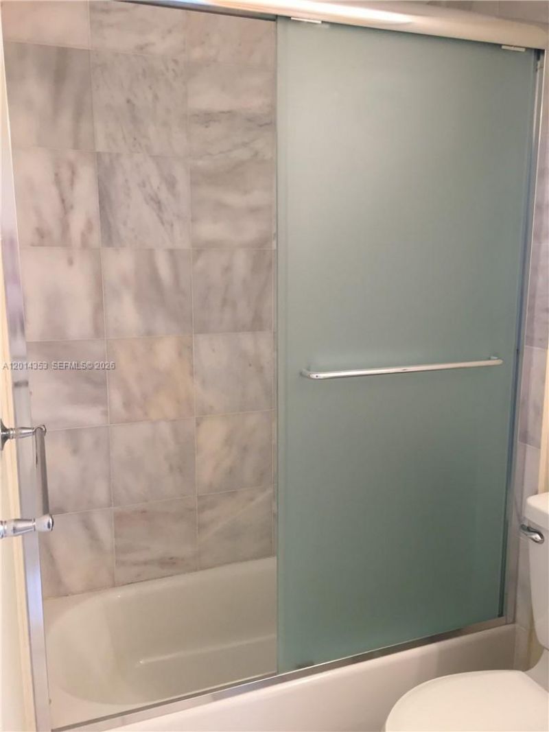 725 NE 22nd St , Unit 16D, Miami, FL 33137 Photo