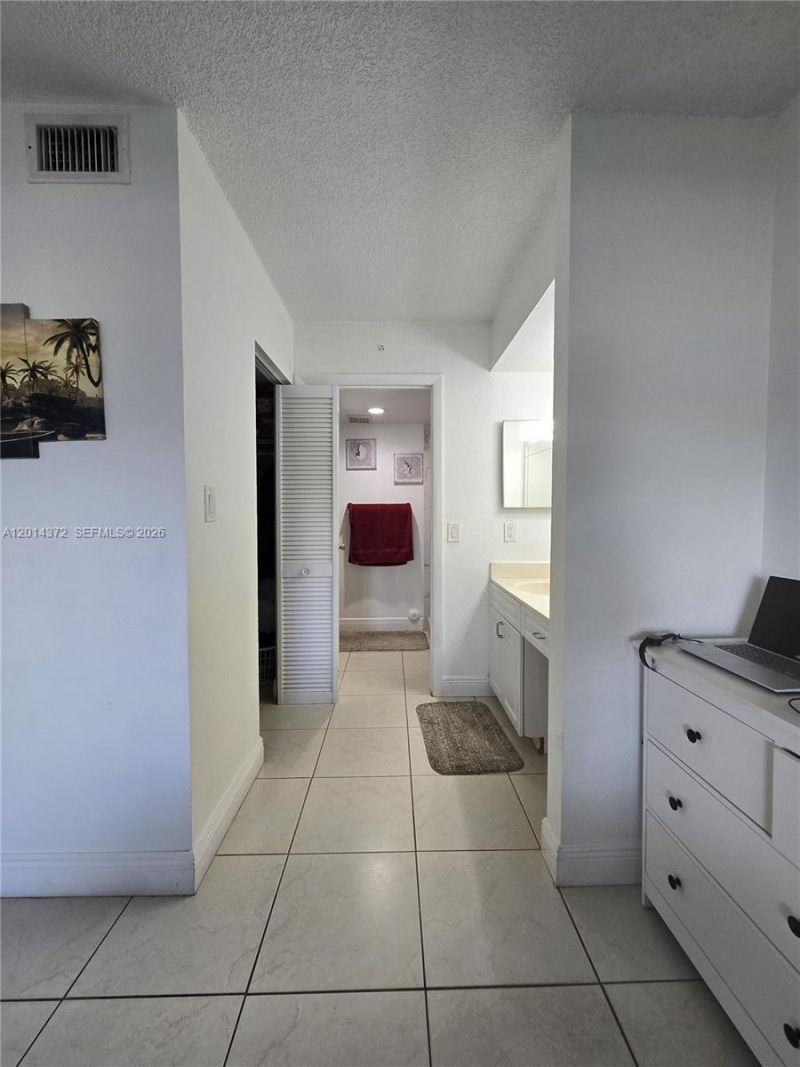 1001 Coral Club Dr , Unit 1001, Coral Springs, FL 33071 Photo