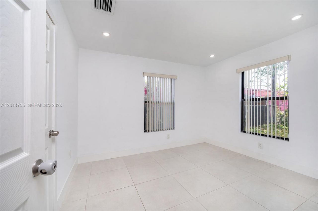 2106 Plunkett Ct , Hollywood, FL 33020 Photo