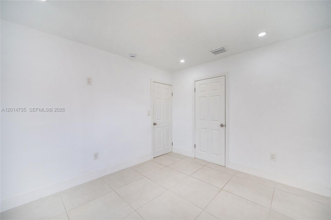 2106 Plunkett Ct , Hollywood, FL 33020 Photo