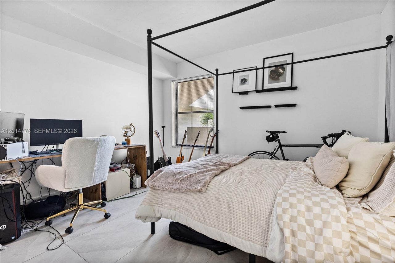 5850 Camino Del Sol , Unit 404, Boca Raton, FL 33433 Photo