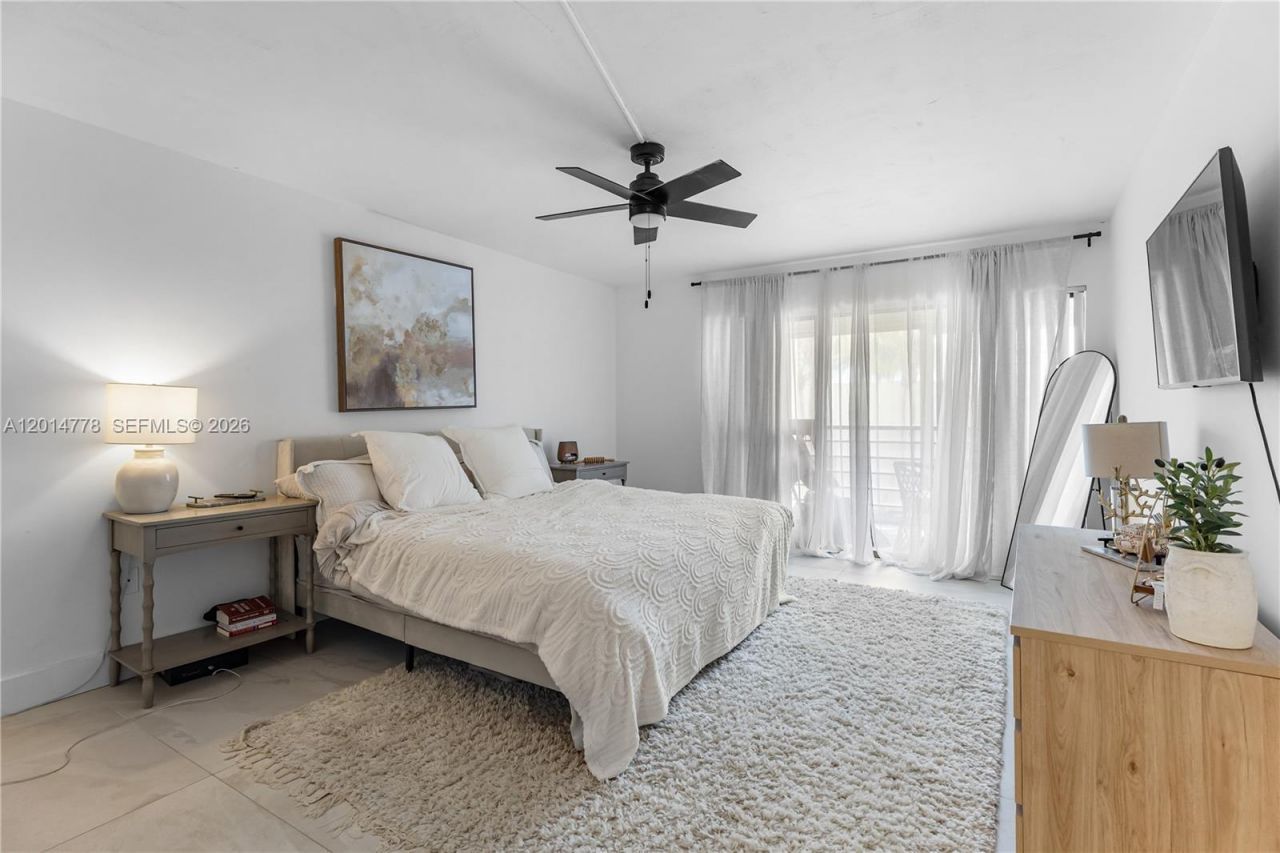 5850 Camino Del Sol , Unit 404, Boca Raton, FL 33433 Photo