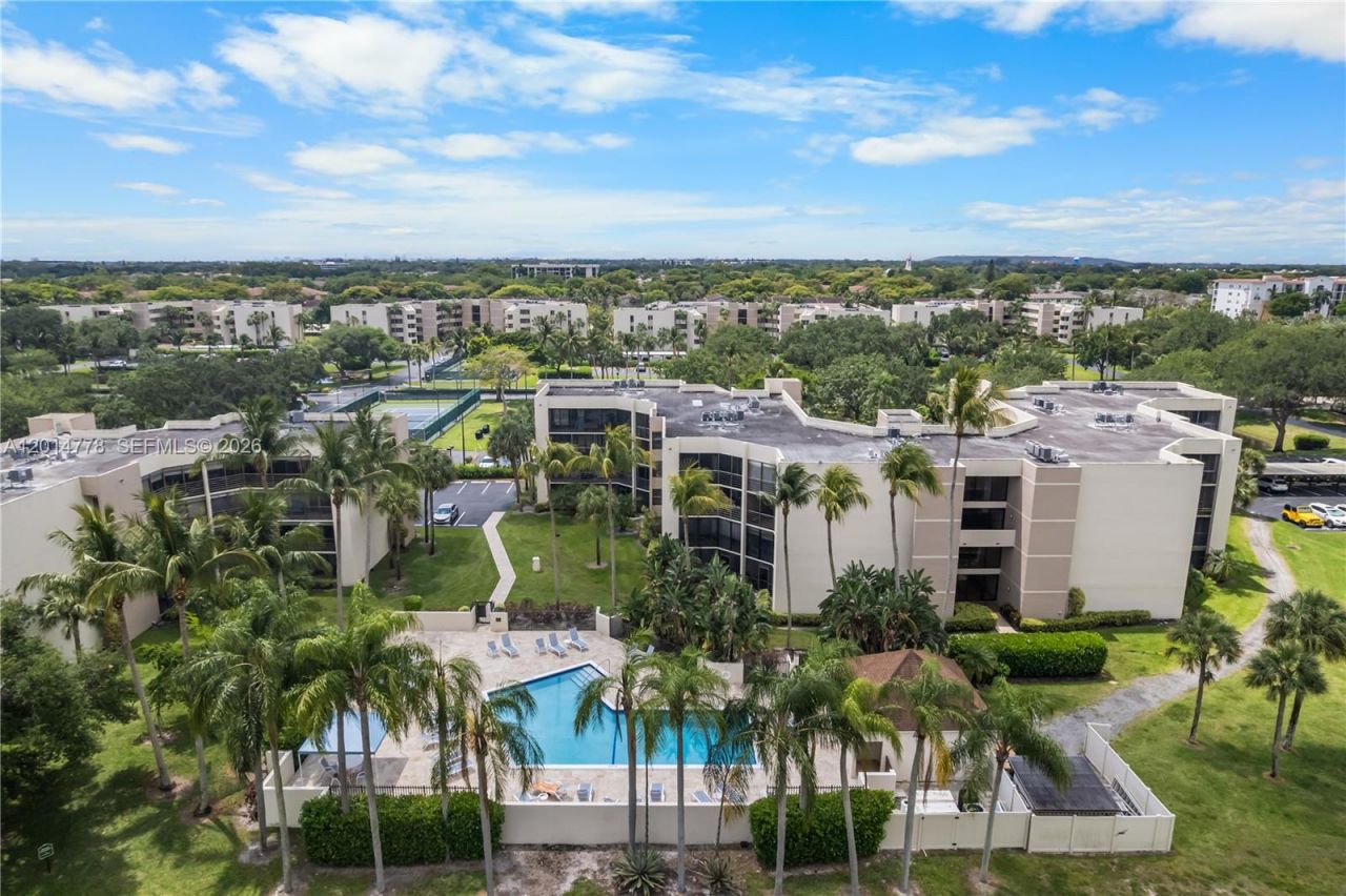 5850 Camino Del Sol , Unit 404, Boca Raton, FL 33433 Photo