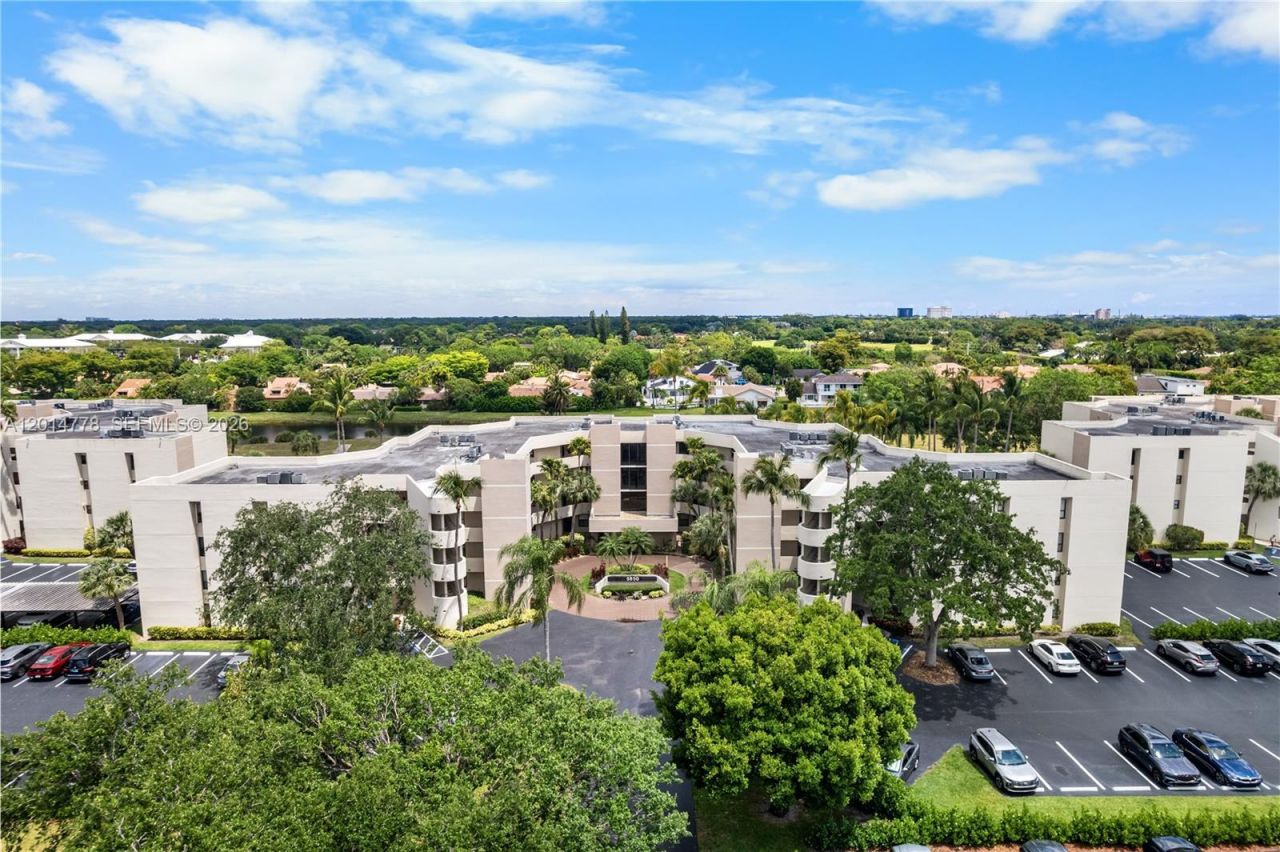 5850 Camino Del Sol , Unit 404, Boca Raton, FL 33433 Photo
