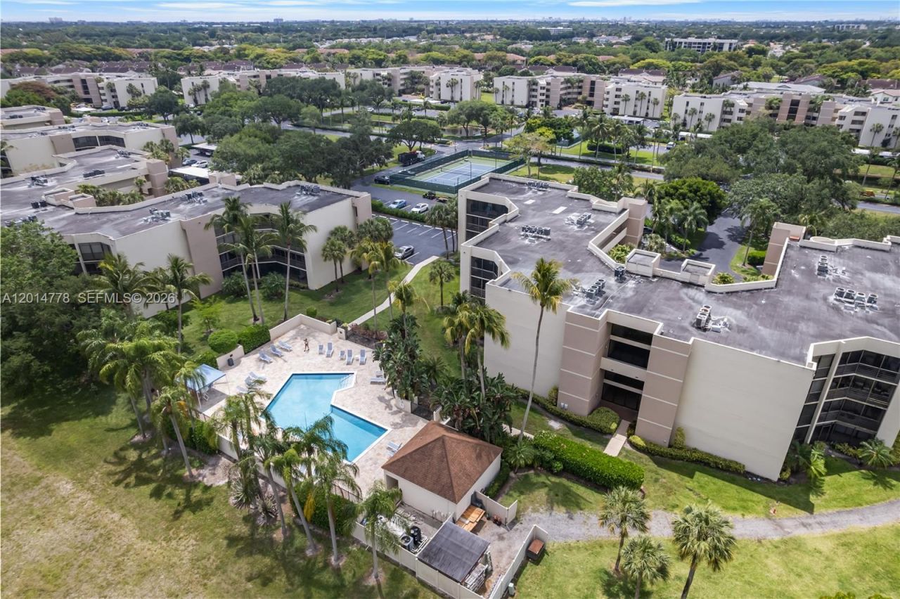 5850 Camino Del Sol , Unit 404, Boca Raton, FL 33433 Photo