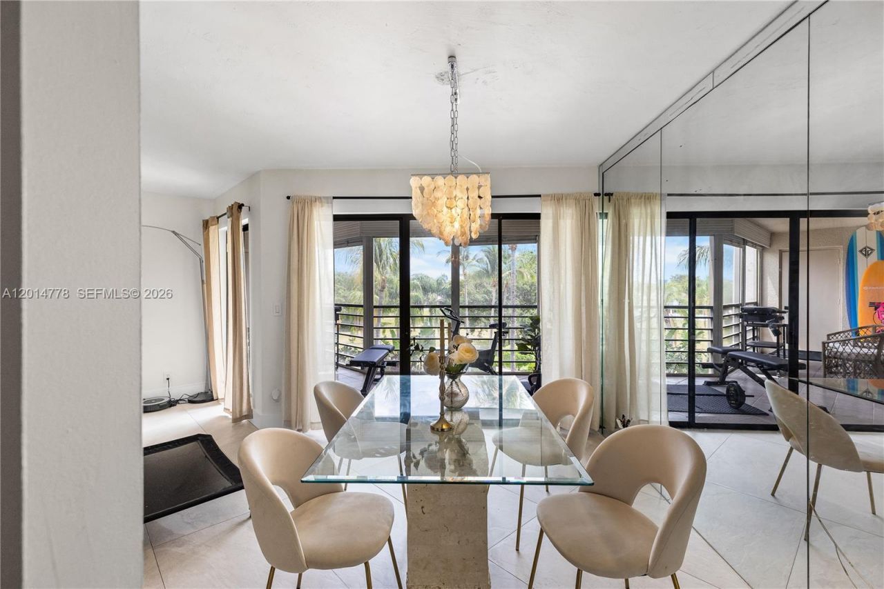 5850 Camino Del Sol , Unit 404, Boca Raton, FL 33433 Photo