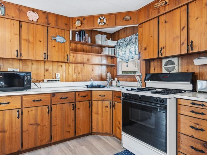 2175 NE Catawba Road, Unit 24, Port Clinton, OH 43452 Photo 16