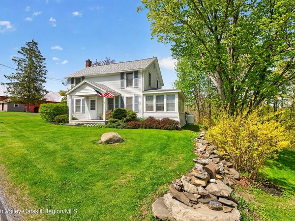 220 County Road 401 , Greenville, NY 12083