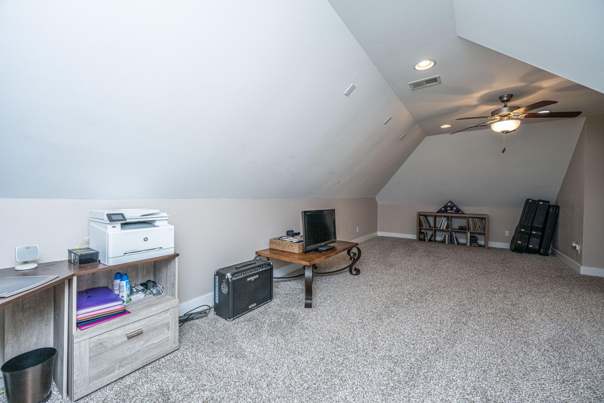 414 Hamlet Circle Photo 20