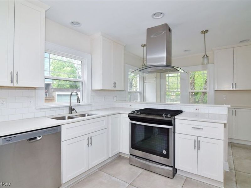 3023 Washington Boulevard, Cleveland Heights, OH 44118 Photo 18