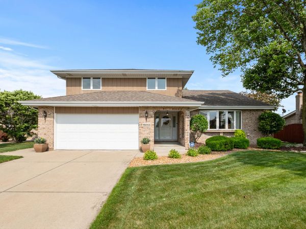 19243 Bernadine Street , Lansing, IL 60438