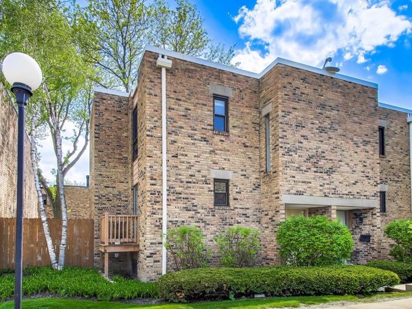 2006 Post Oak Place, Schaumburg, IL 60173