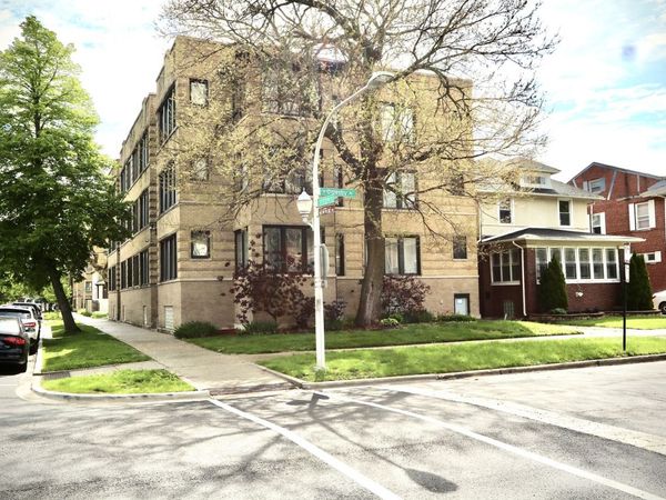 2339 E 72nd Street , Unit 1, Chicago, IL 60649