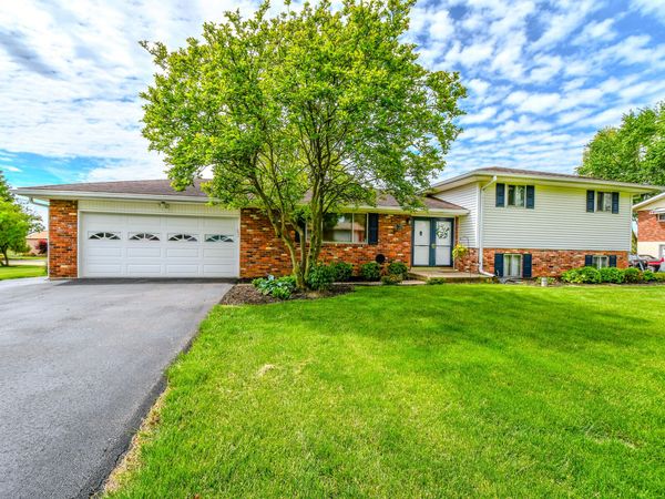 10833 Kendig Road, New Carlisle, OH 45344