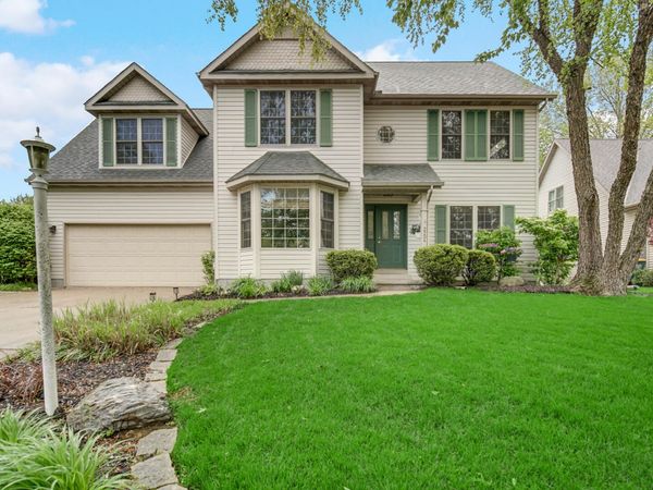 3204 Saddlebrook Crossing , Valparaiso, IN 46385