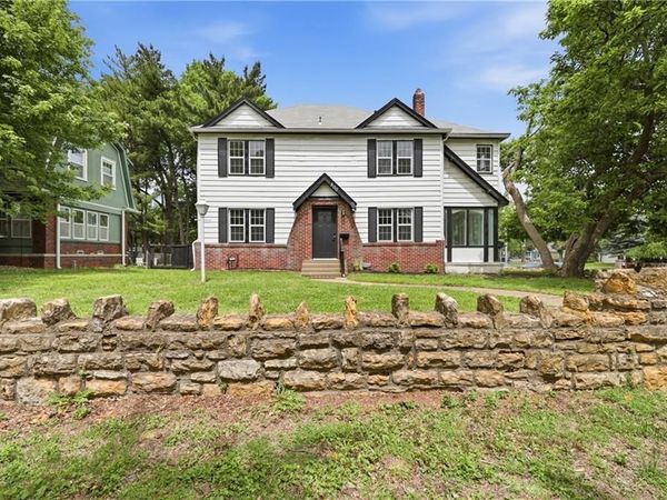 800 Valentine Road, Kansas City, MO 64111