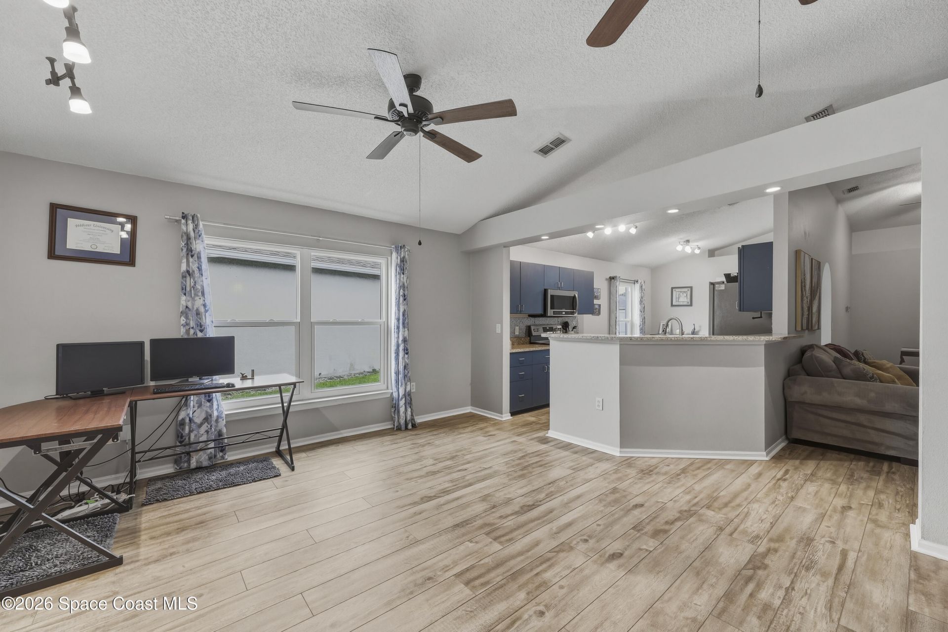 2124 Spring Creek Circle Ne, Palm Bay, FL 32905 Photo
