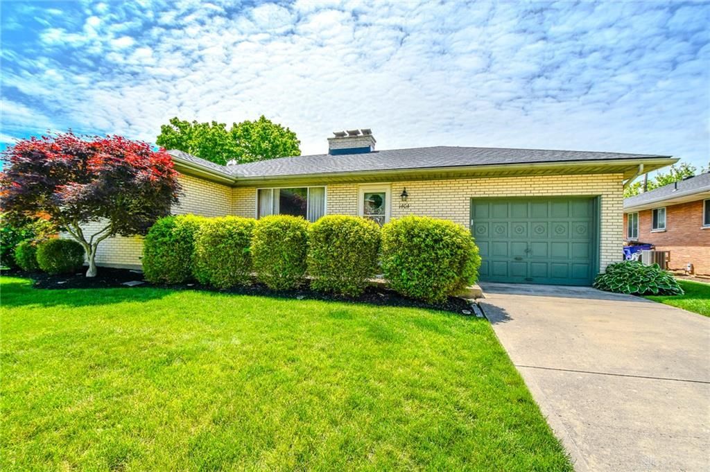 1404 Pinecrest Drive, Dayton, OH 45414 Main Photo