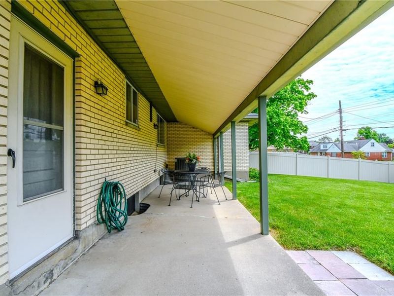 1404 Pinecrest Drive, Dayton, OH 45414 Photo 31